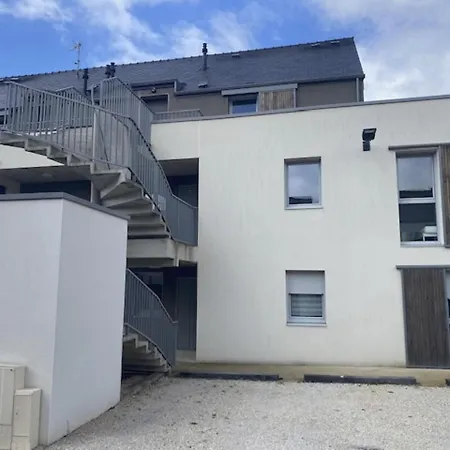 T3 Spacieux Avec 2 Places De Parking Gratuites Appartement *