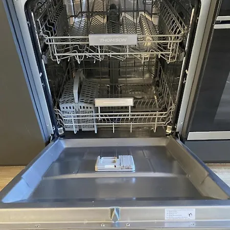 Apartamento T3 Spacieux Avec 2 Places De Parking Gratuites