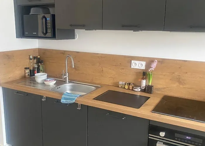 T3 Spacieux Avec 2 Places De Parking Gratuites Apartamento